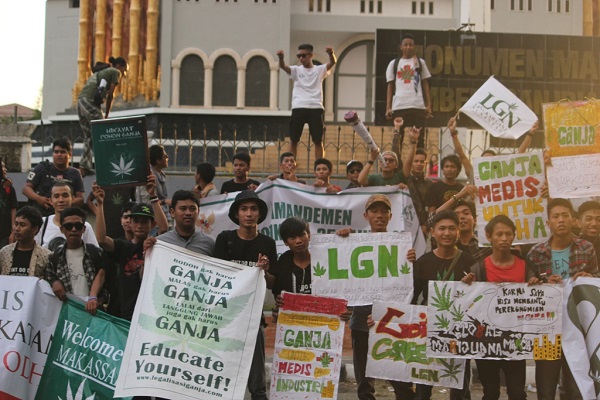 LGN activists at the Global Marijuana March in the city of Makassar, 2015 / Asdal (LGN Makassar)