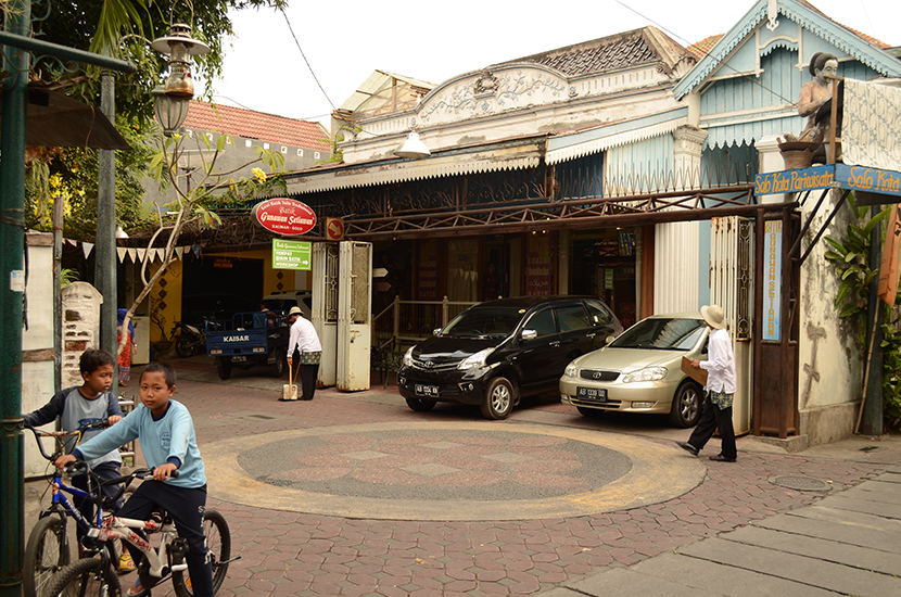 Batik Showroom with specially dressed Parkir - Credit: Tod Jones