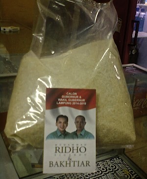 Ridho's campaign sugar - LampungOnline Lampung’s sugar-coated elections